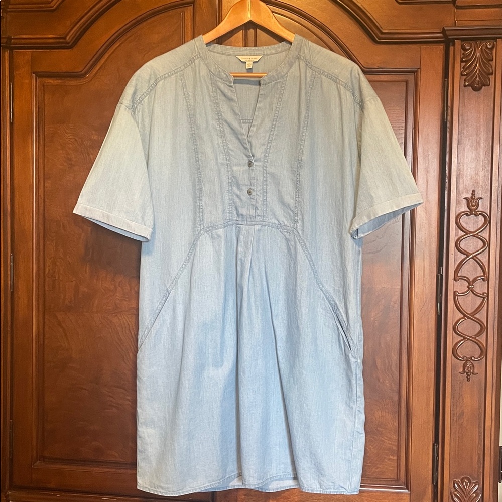 Lucky Brand Light Blue Chambray Dress Size Medium